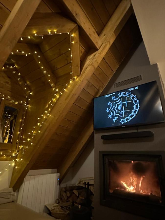 Apartamento Caleydos Duplex Diseno Garaje Wifi Sallent de Gállego Exterior foto